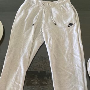 nike sweatpants